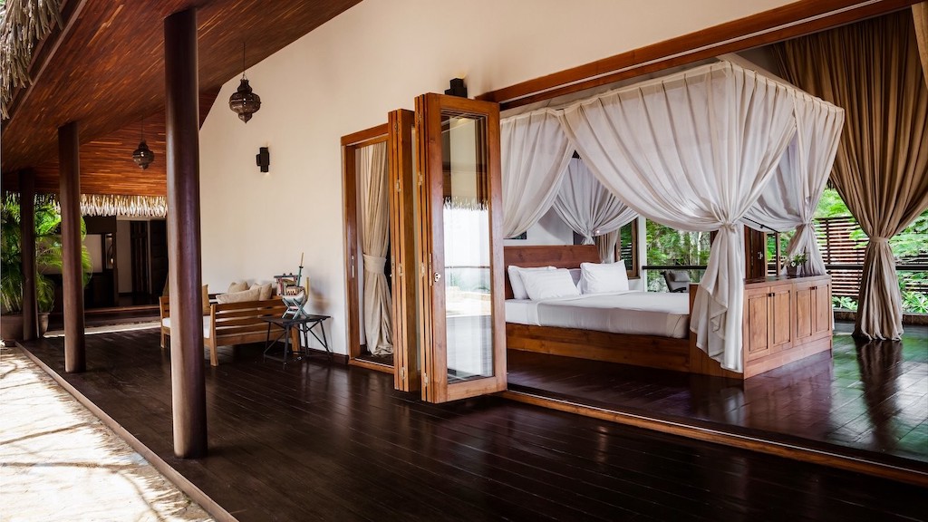 Koh Samui Luxury Villa For Sale Bedroom Exterior