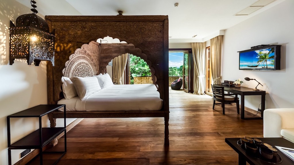 Koh Samui Luxury Villa For Sale Bedroom 1