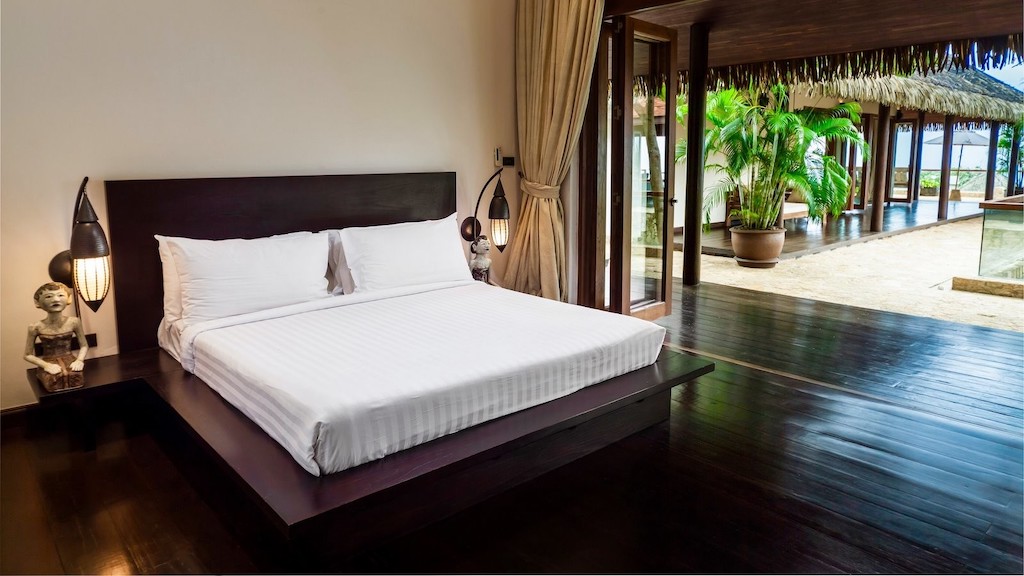 Koh Samui Luxury Villa For Sale bedroom 3