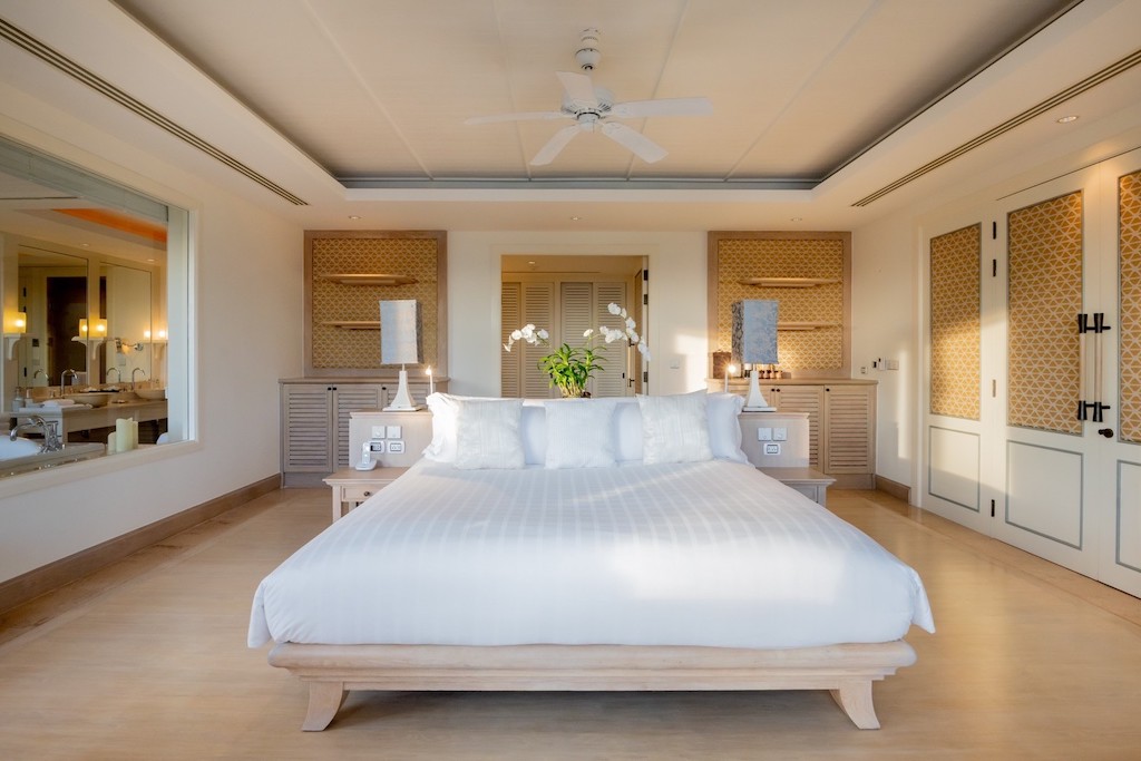 Trisra Signature Villa Phuket Bedroom