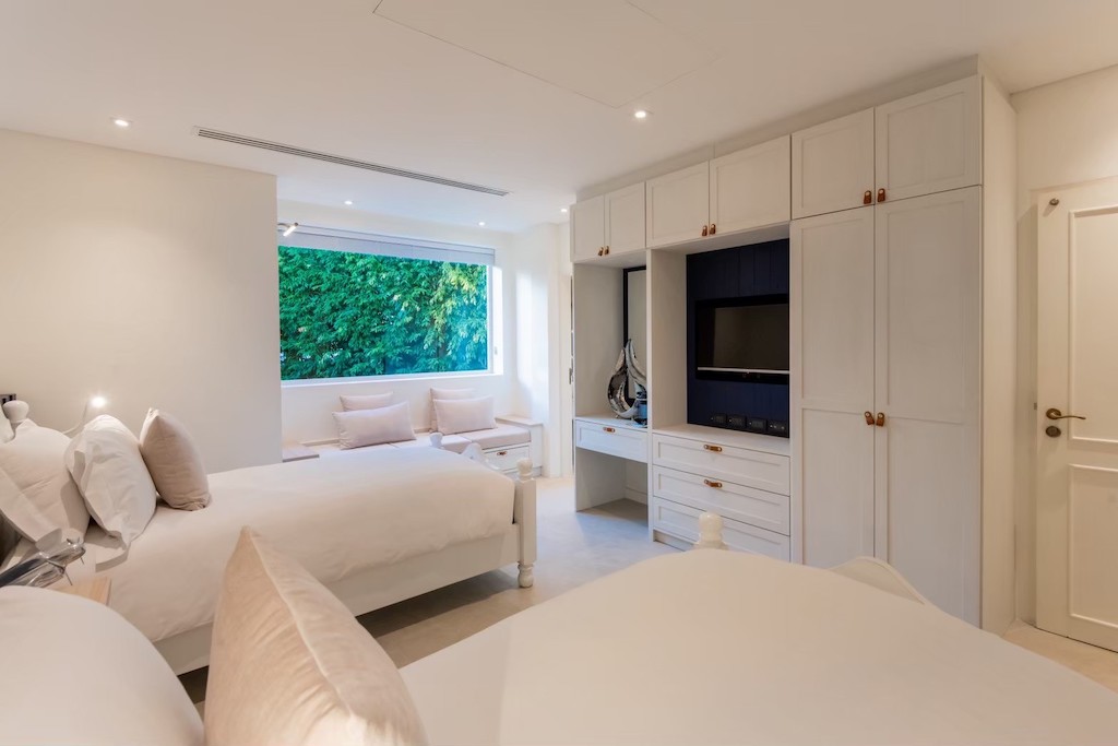 Trisra Signature Villa Phuket Bedroom 3