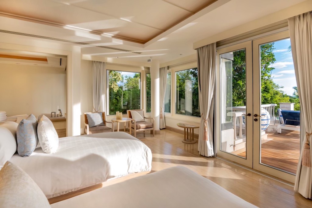 Trisra Signature Villa Phuket Bedroom