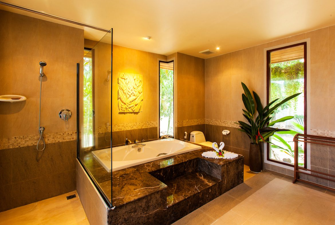Udorn Thara Villa Koh Samui Bathtub