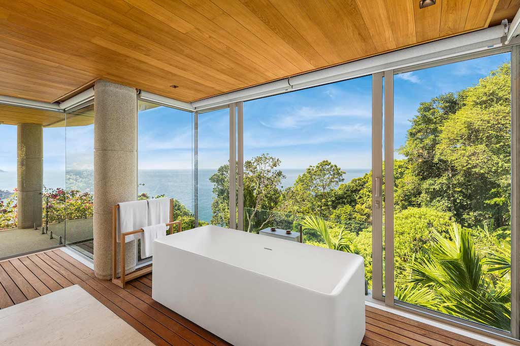 Villa Cascade Phuket Bathtub