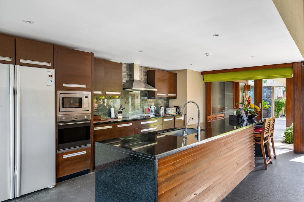 Koh Samui Beachfront Villa For Sale Kitchen
