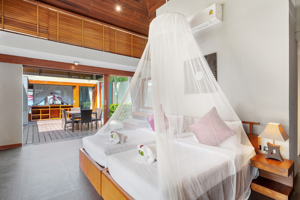 Koh Samui Beachfront Villa For Sale Bedroom