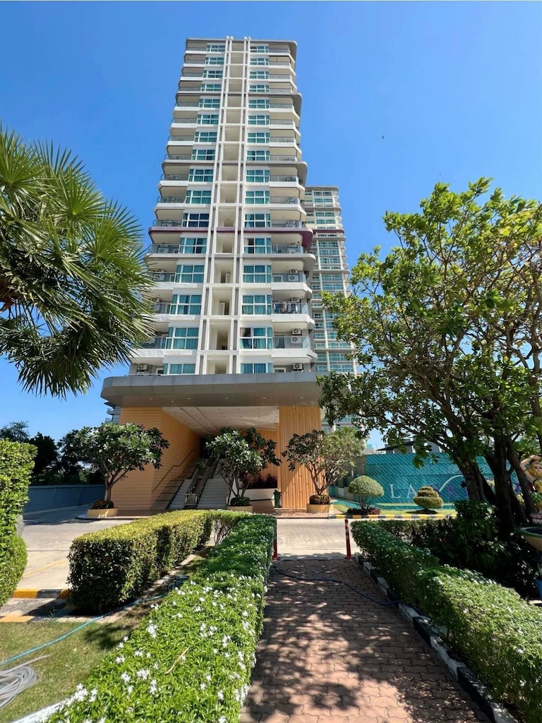 La Santir Condo Apartment Building Exterior
