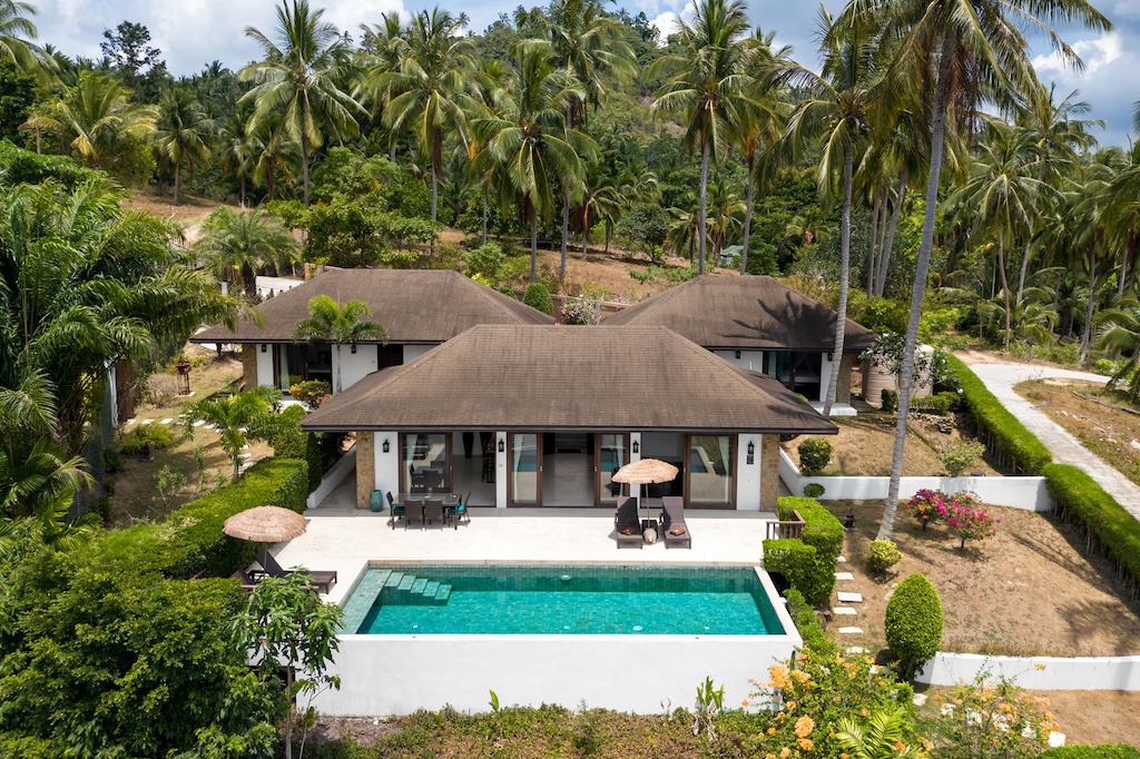 Koh Samui Balinese Style Villa Exterior