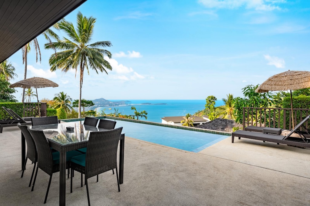 Koh Samui Balinese Style Villa Terrace