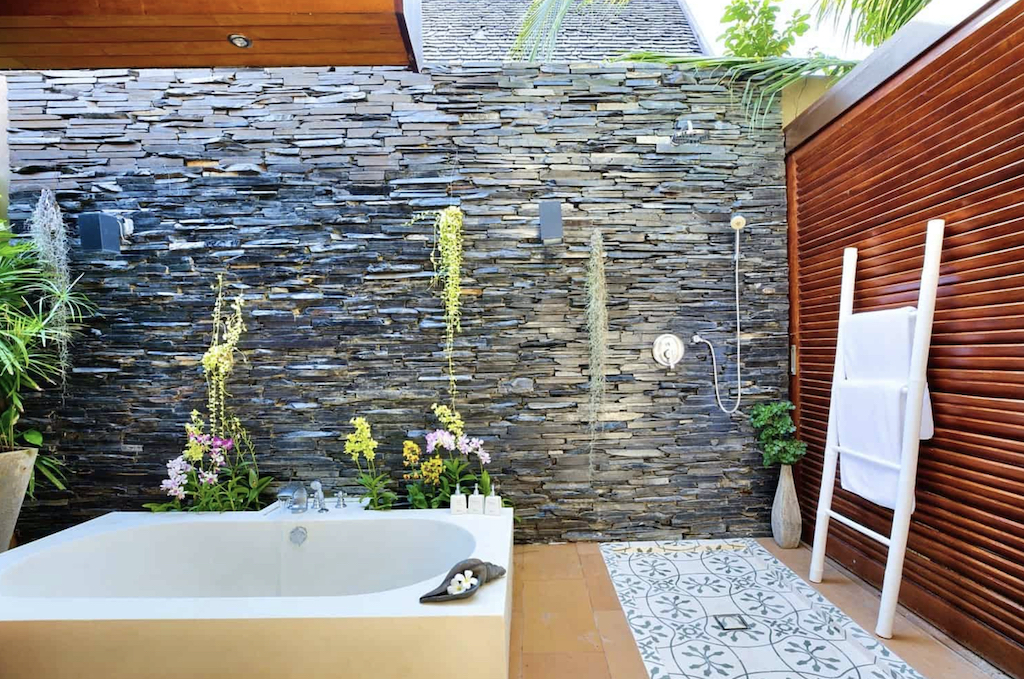 Koh Samui Beachfront Villa Bathroom