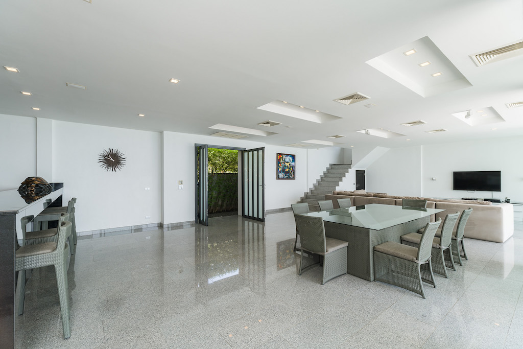 Koh Samui Luxury Sea View Villa Interior