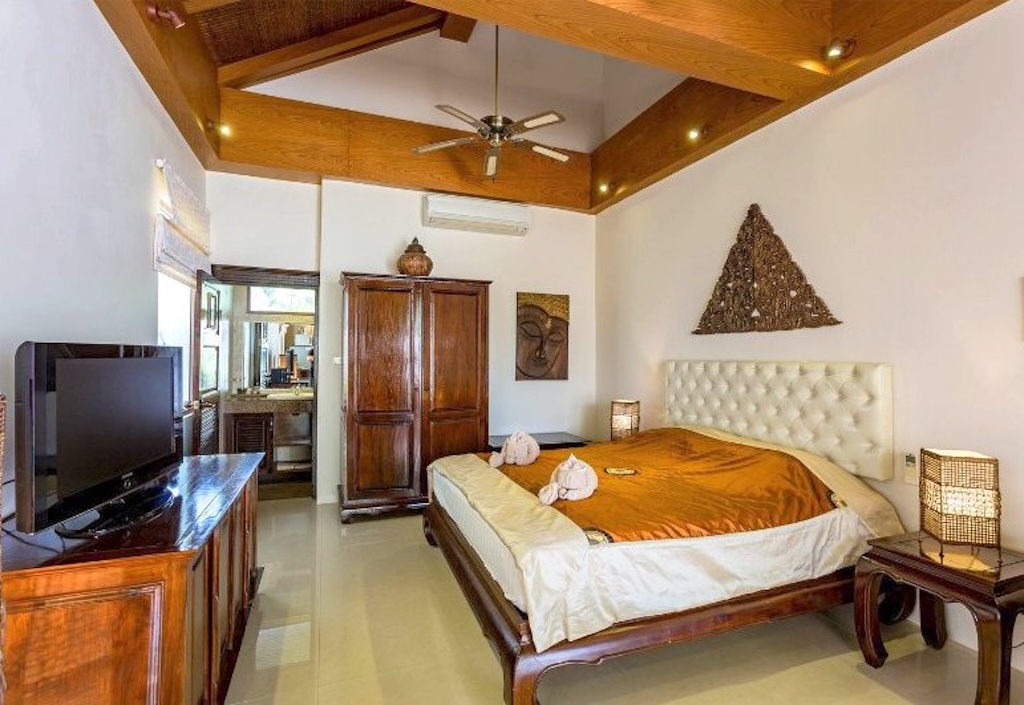 Koh Samui Beach Villa & Resort Bedroom