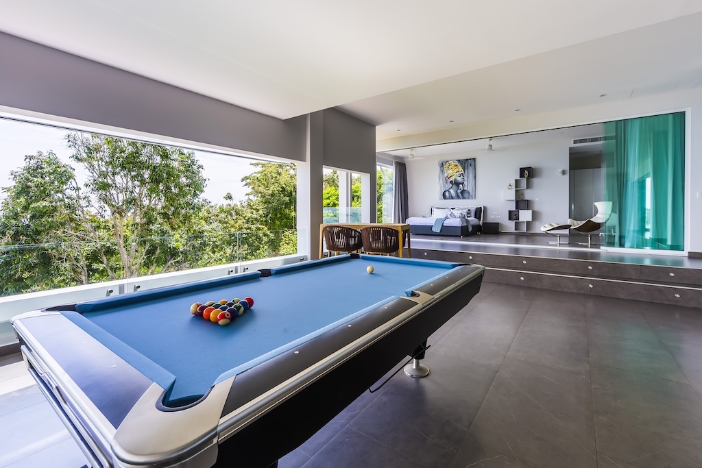 Luxury Koh Samui Property Pool Table