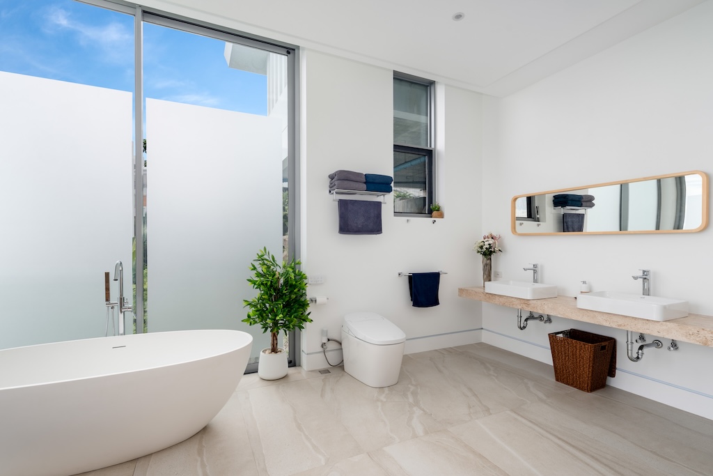 Skyfall Villa Koh Samui Bathroom