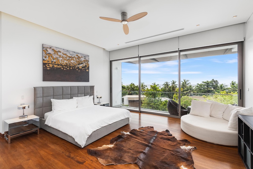 Malaiwana Patio Duplex Bedroom