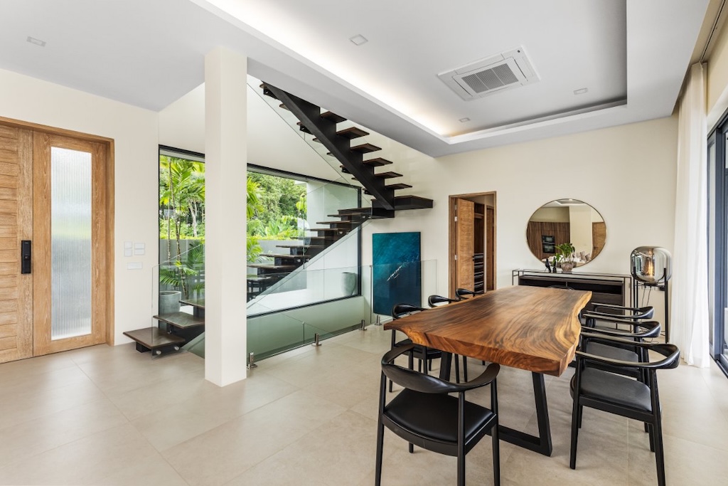 Manik Hillside Villa Phuket Dining