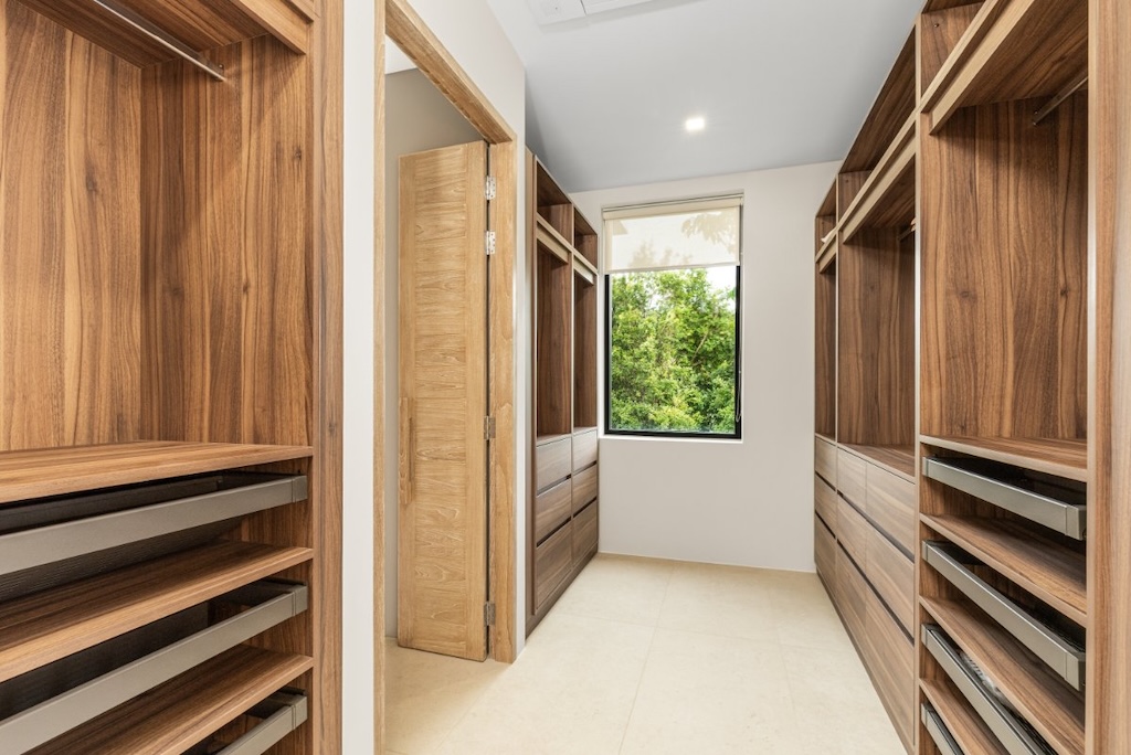 Manik Hillside Villa Phuket Wardrobe