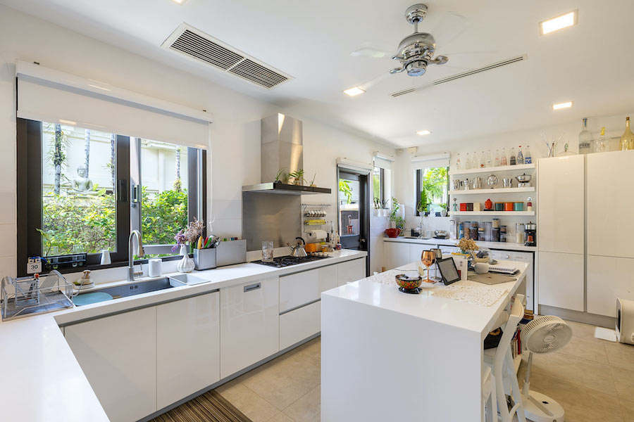 Sai Taan Estate Villa Phuket Kitchen