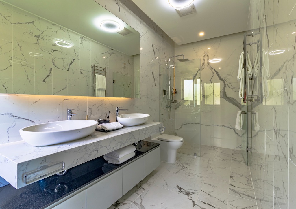Villa Lion Phuket Bathroom