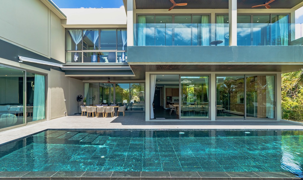 Villa Lion Phuket Exterior