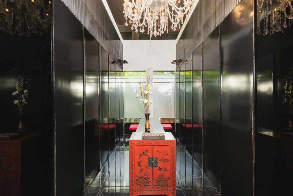Villa Yin Kamala Wardrobe