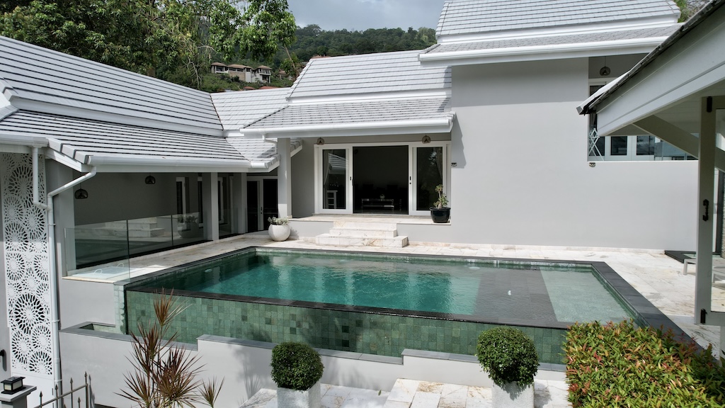 Chaweng Villa For Sale Swimming Pool