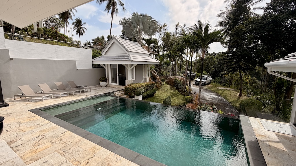 Chaweng Villa For Sale Pool