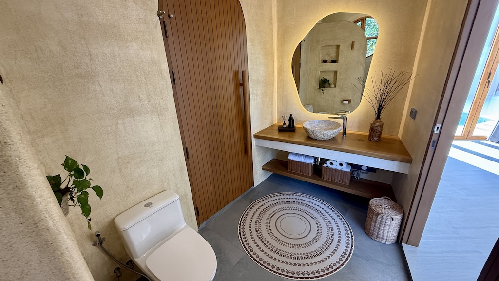 Eco Habitat Bathroom