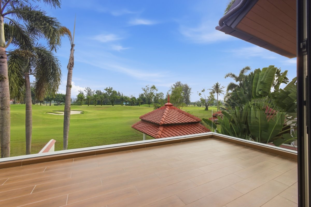 Laguna Fairway Villa Bedroom View