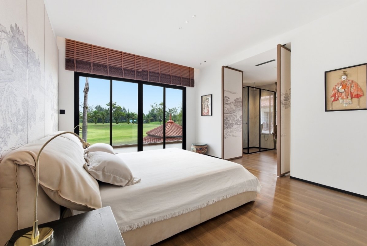 Laguan Fairway Villa Bedroom