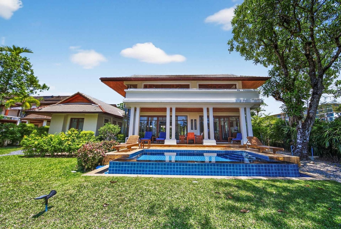 Laguna Homes Golf Villa Exterior