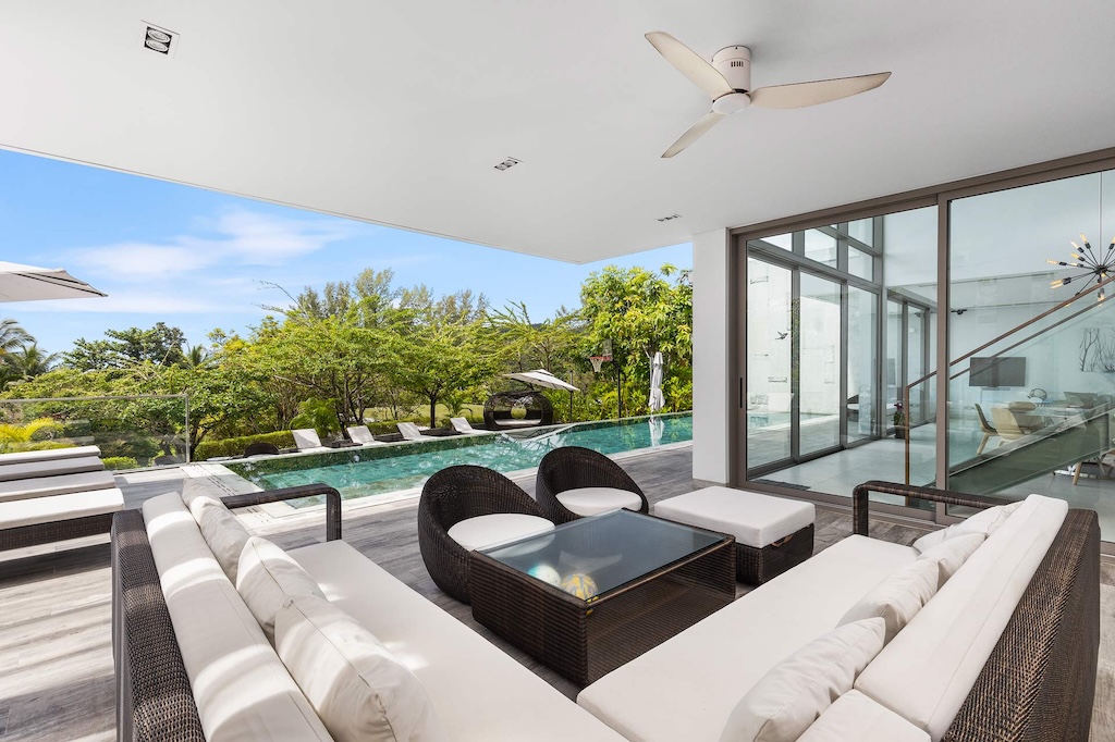 Malaiwana Estate Property Outdoor Seating