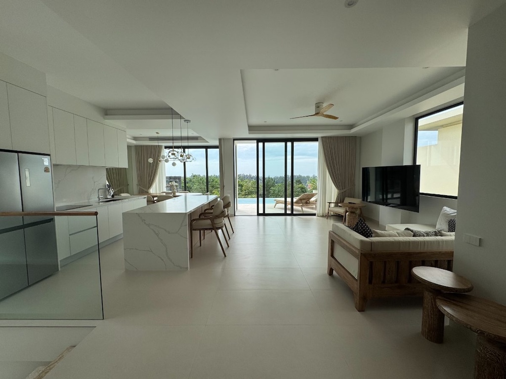 Mandarin Villa Interior