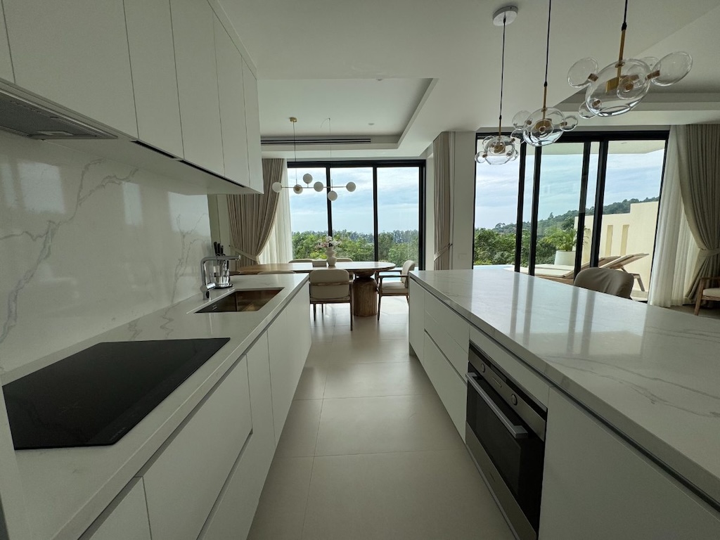 Mandarin Villa Kitchen