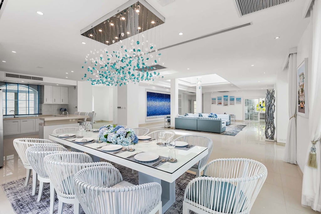 Phang Nga Beachfront Villa Dining