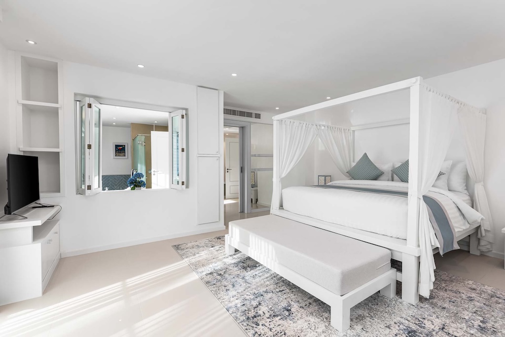 Phang Nga Beachfront Villa Bedroom