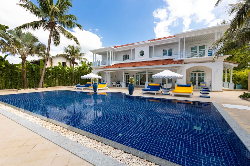 Phang Nga Beachfront villa Private Pool