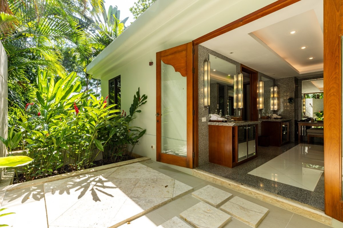 Signature Resort Villa 9 Phuket BEdroom Terrace