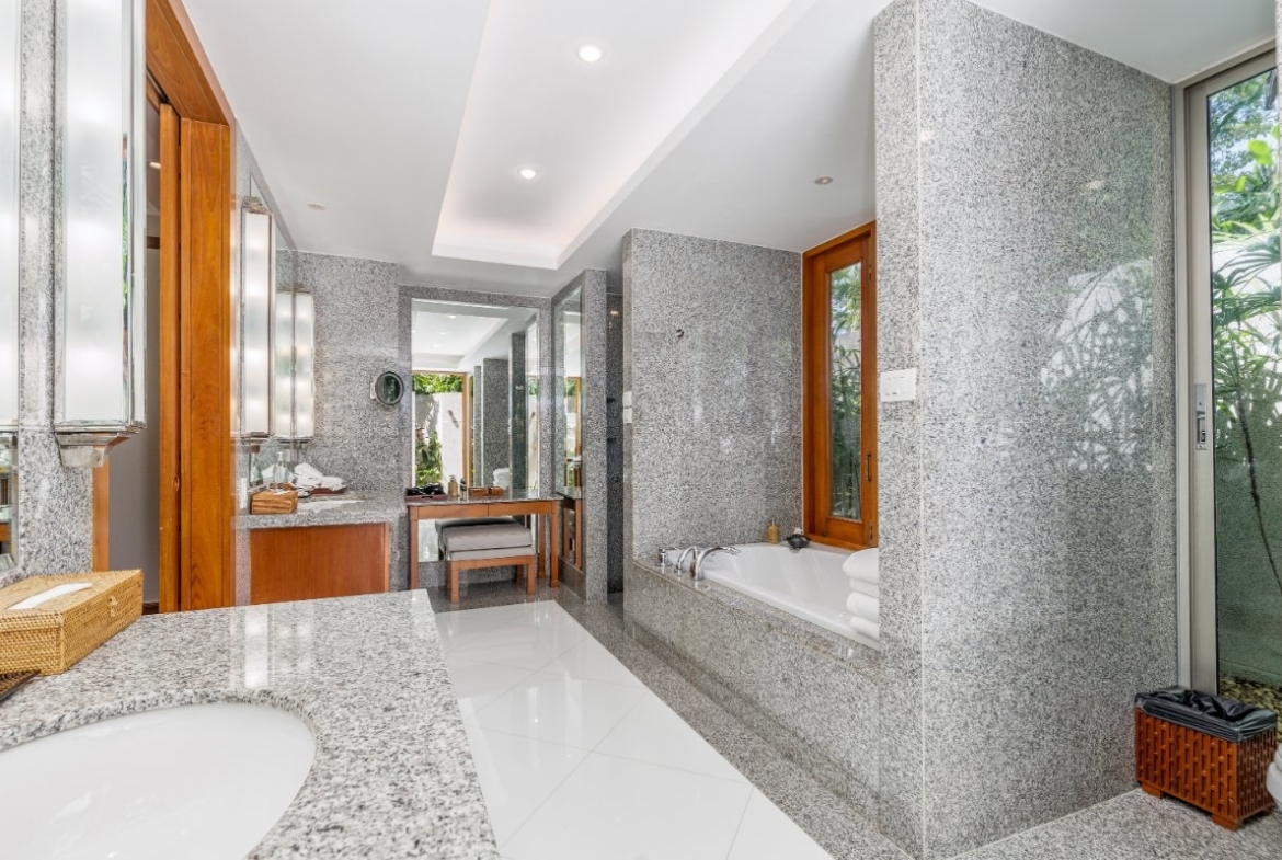 Signature Resort Villa 9 Bathroom