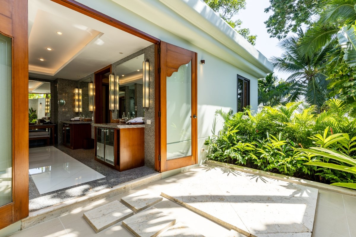 Signature Resort Villa 9 Phuket bedroom terrace