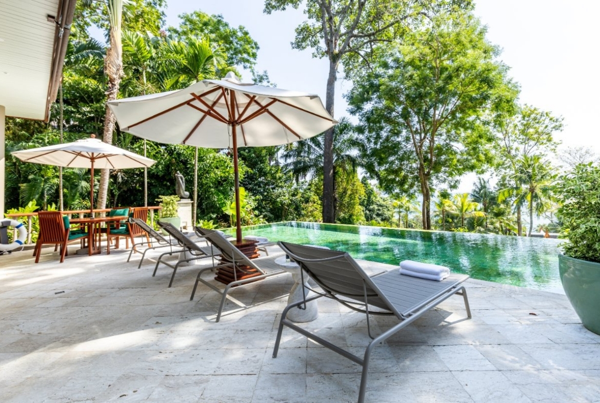 Signature Resort Villa 9 Terrace