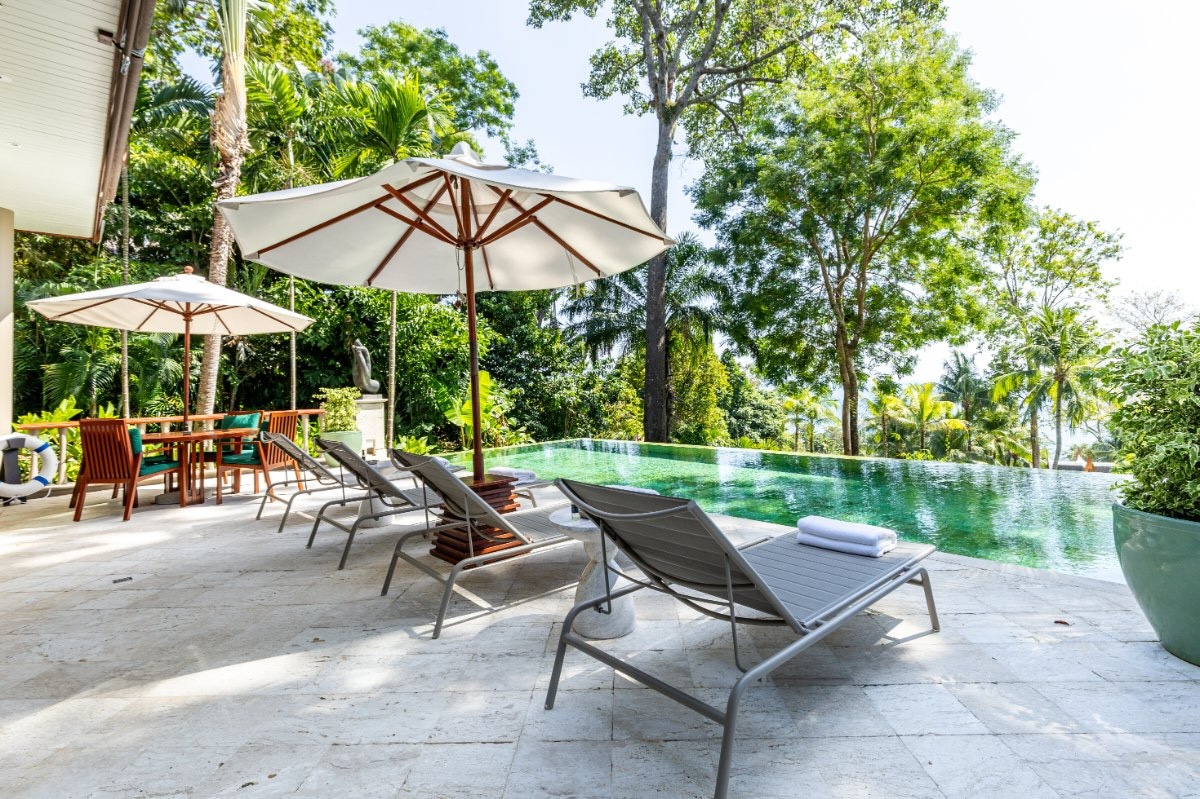 Signature Resort Villa 9 Terrace