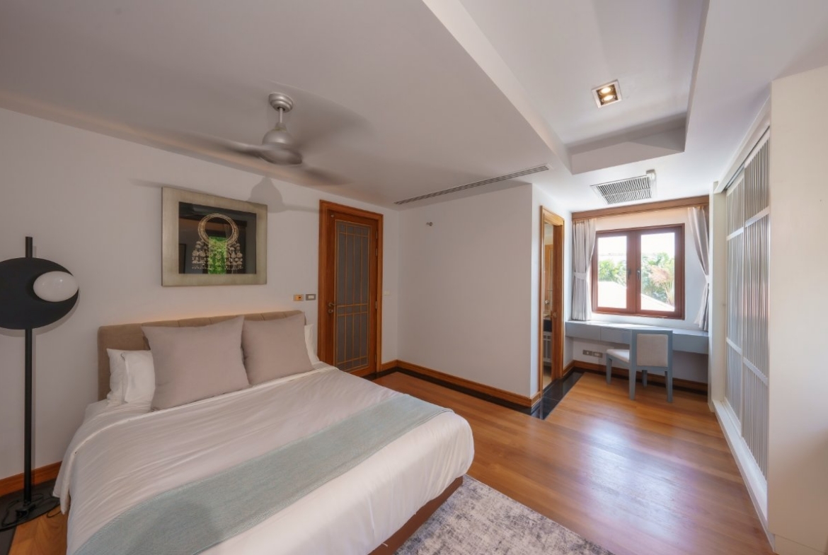 The Estate Boat Lagoon Bedroom