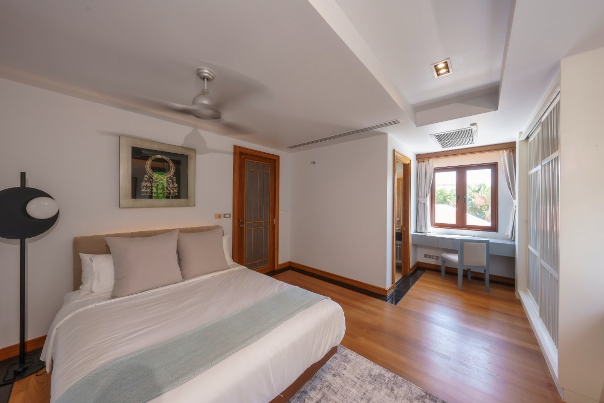 The Estate Boat Lagoon Bedroom