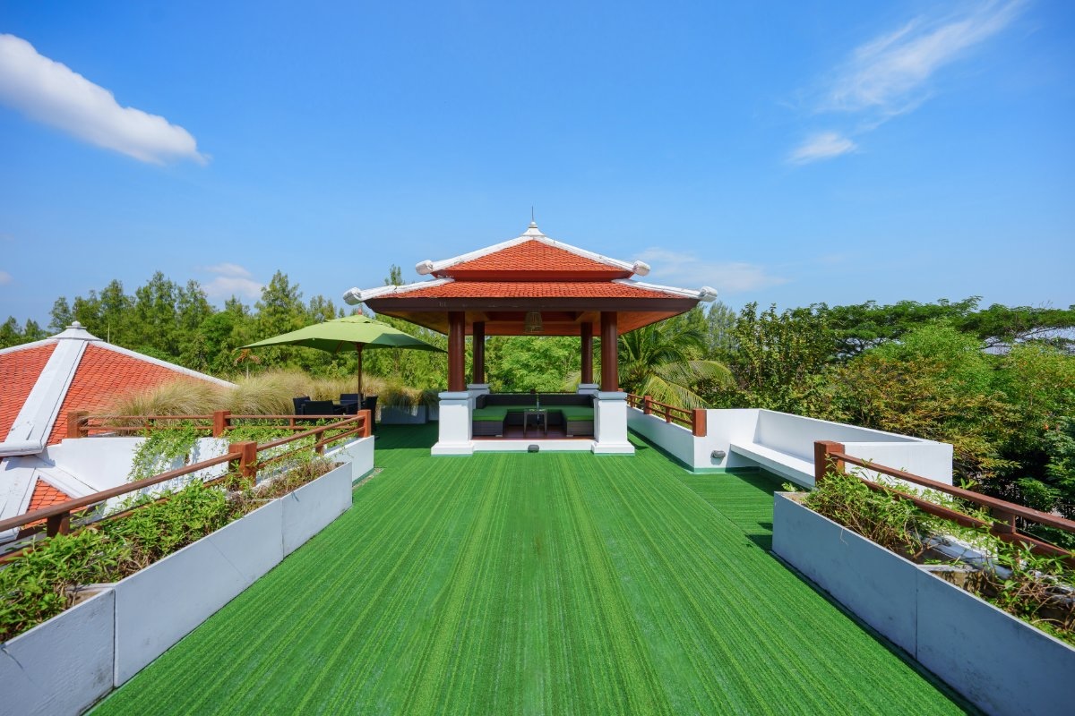 The Estate Boat Lagoon Roof Terrace