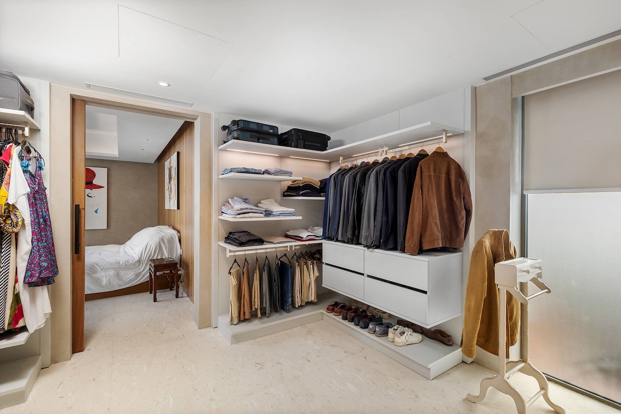 The Park Villa Laguna The Park Villa Laguna Walk In Wardrobe