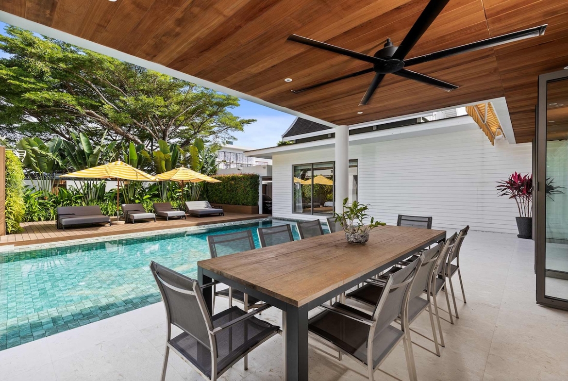 The Park Villa Laguna Outdoor Dining