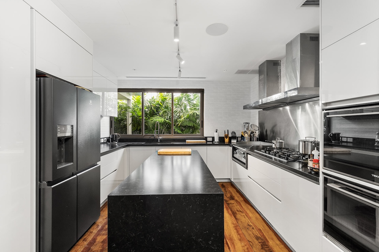 The Park Villa Laguna The Park Villa Laguna Kitchen