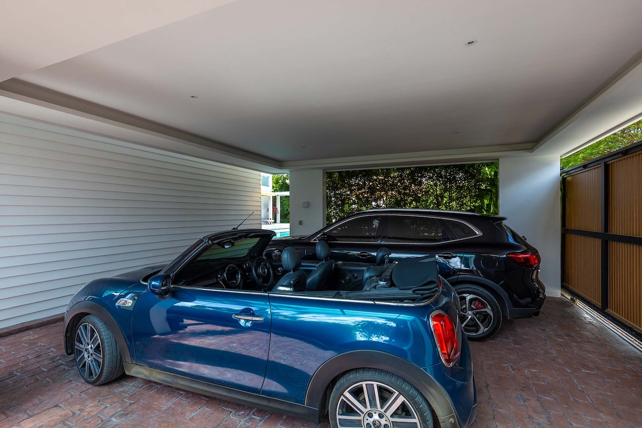 The Park Villa Laguna The park Villa Laguna Parking