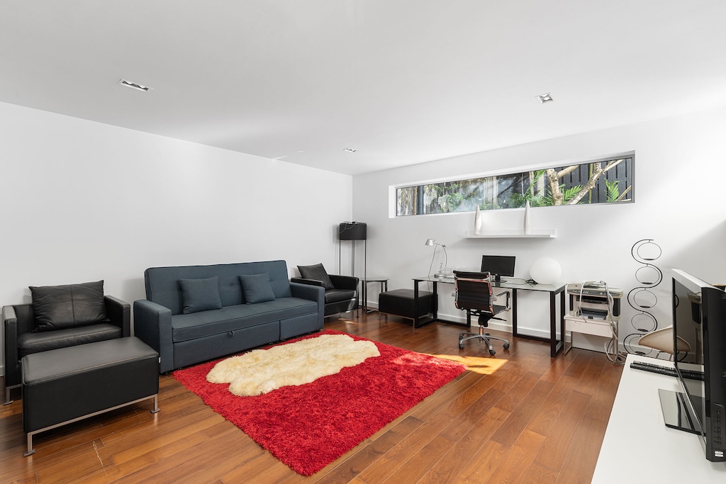 Villa Napalai Lounge Office